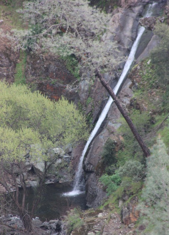 Knickerbocker Falls